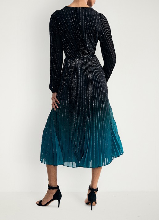 Phase Eight Petite Simara maxi jurk met strass en plooien - achterkant donkerblauw