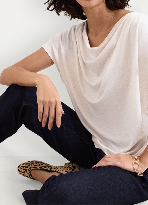 Phase Eight Priya top met watervalkraag - detail 3 creme