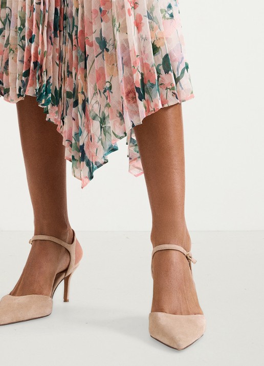Phase Eight Pump van geitensuède - voorkant 7 beige