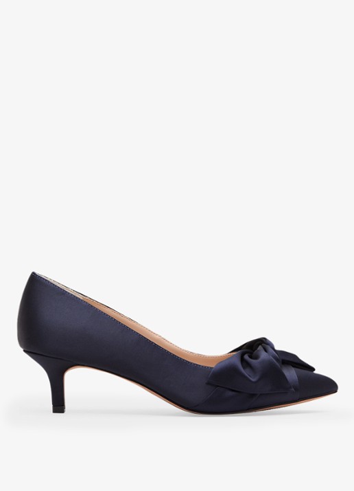 Phase Eight Pump van satijn met strikdetail