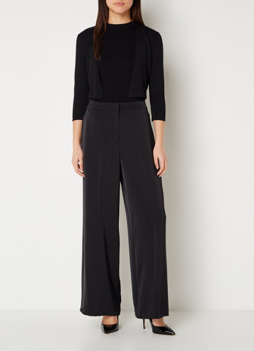 Phase Eight Salma fijngebreide bolero met stretch - voorkant 2 zwart