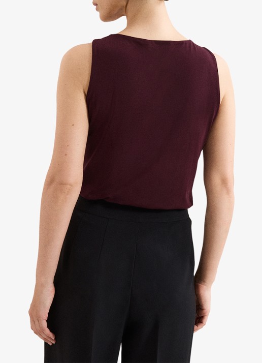 Phase Eight Samie top met asymmetrische hals - achterkant 3 bordeauxrood