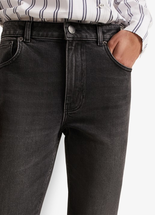 Phase Eight Sara mid waist slim fit jeans met gekleurde wassing - detail 4 zwart
