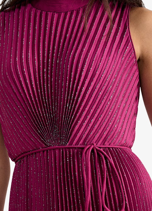 Phase Eight Simara maxi jurk met strass en plooien - detail 4 fuchsia