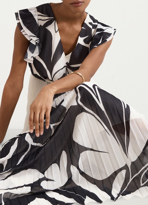 Phase Eight Uma maxi jurk met strikceintuur en print - detail 5 zwart