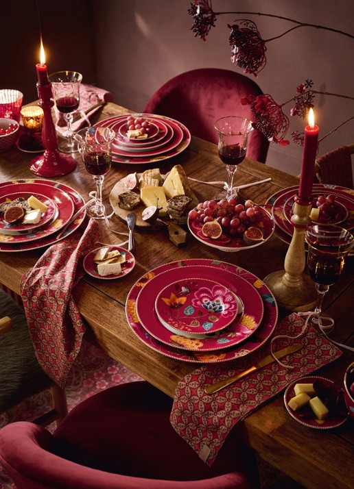 Pip Studio Blooming Tales kop en schotel - voorkant 5 donkerrood