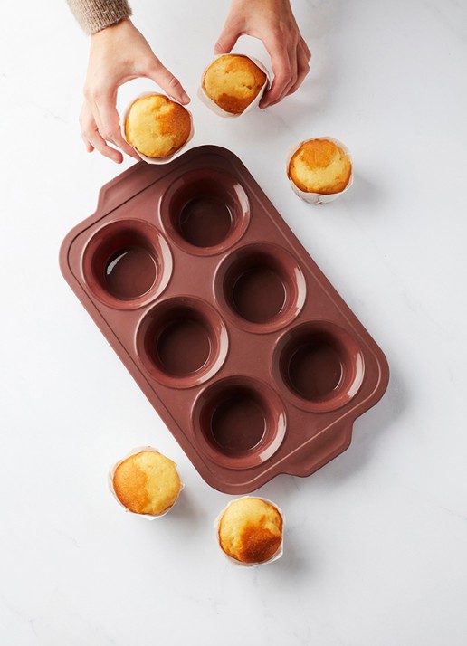 Point-Virgule Siliconen bakvorm voor muffins 6-vaks - detail 3 bruin