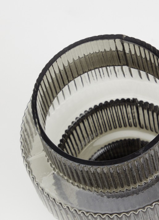 POLSPOTTEN Steps kandelaar 15 cm - voorkant 2 grijs