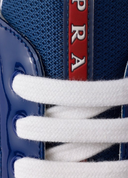 Prada America's Cup sneaker van mesh met details van lakleer - detail 3 blauw
