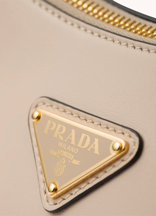 Prada Arqué Small schoudertas van leer - detail 7 gebroken wit