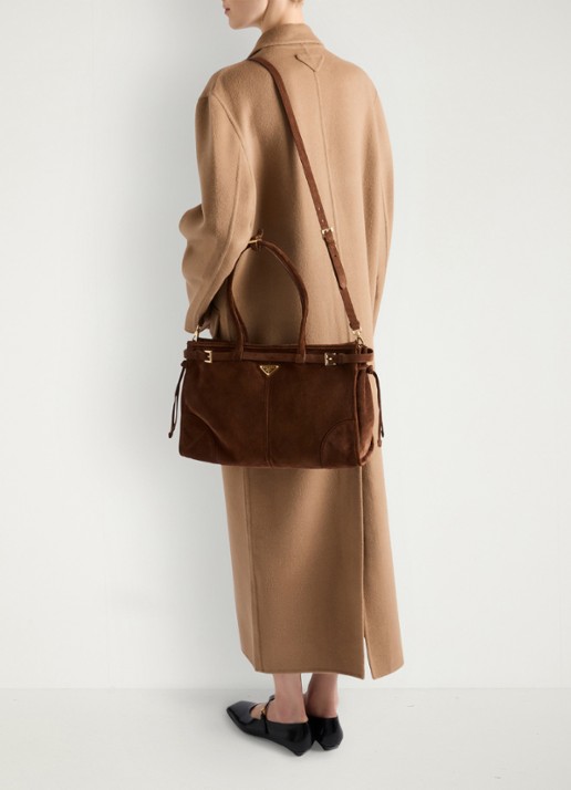 Prada Bonnie Large schoudertas van kalfssuède - voorkant 2 bruin