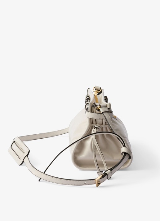Prada Bonnie Small schoudertas van leer met afneembare schouderriem - detail 4 gebroken wit