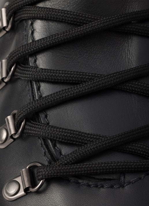 Prada Brixxen veterboot van leer - detail 5 zwart