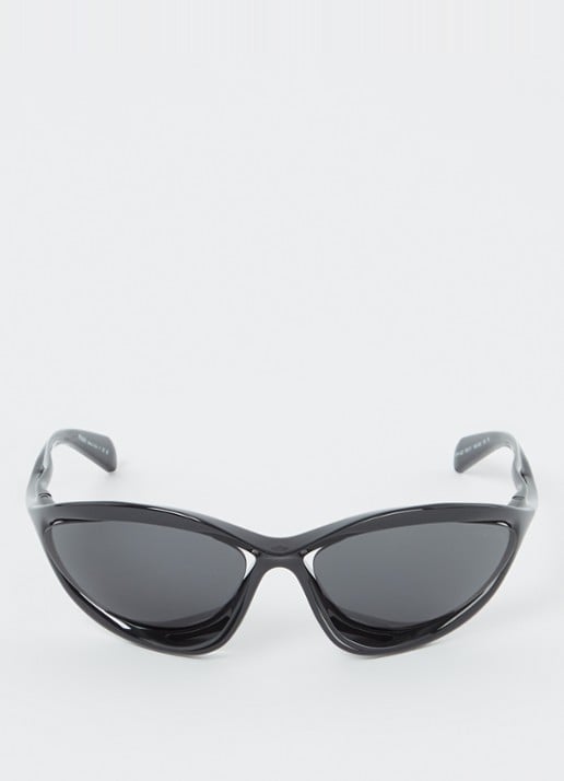 Prada Cat Eye zonnebril PRA23S - detail zwart