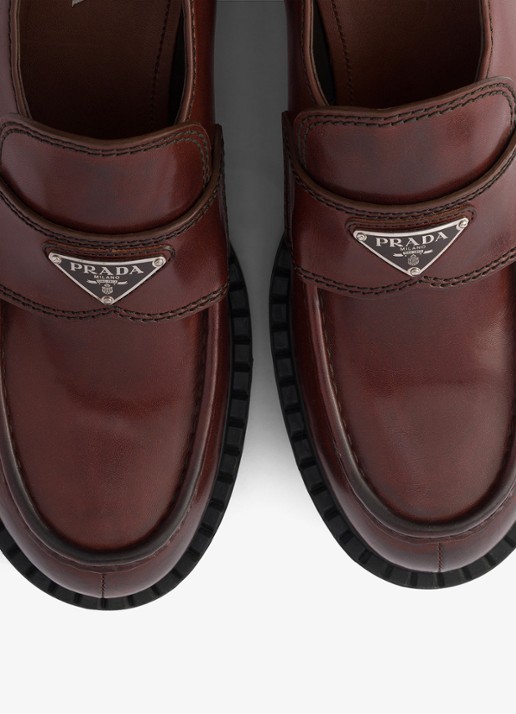 Prada Chocolate loafer van kalfsleer - detail 3 bruin