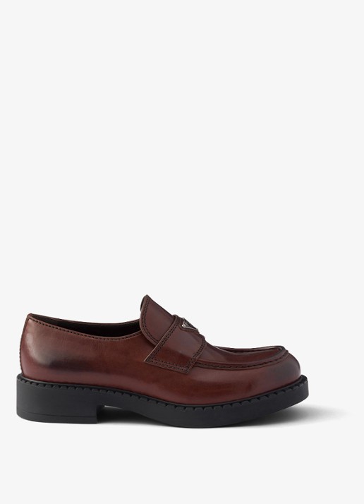 Prada Chocolate loafer van kalfsleer - voorkant 6 bruin