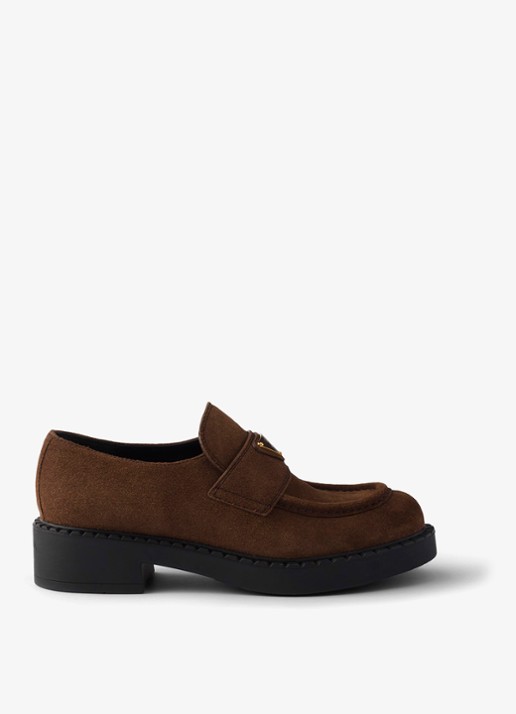 Prada Chocolate loafer van kalfssuède
