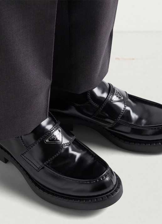 Prada Chocolate loafer van leer - detail 4 zwart