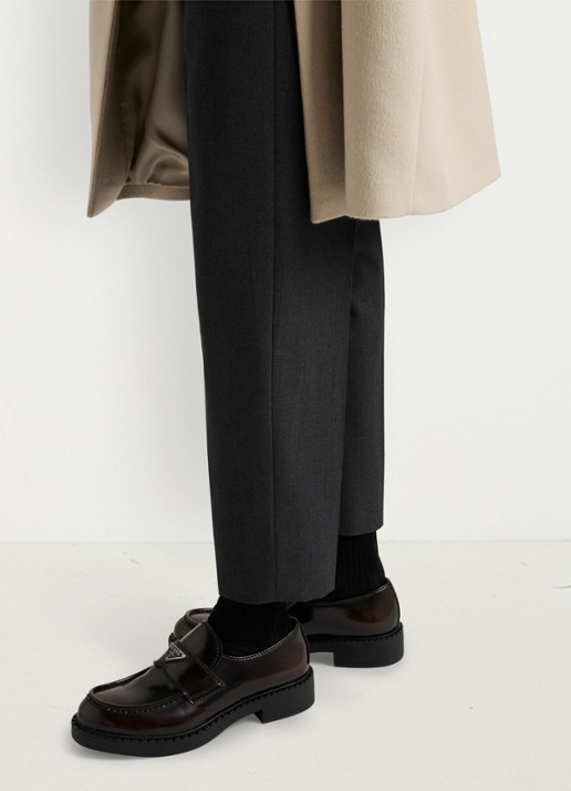 Prada Chocolate loafer van leer - voorkant 2 donkerbruin