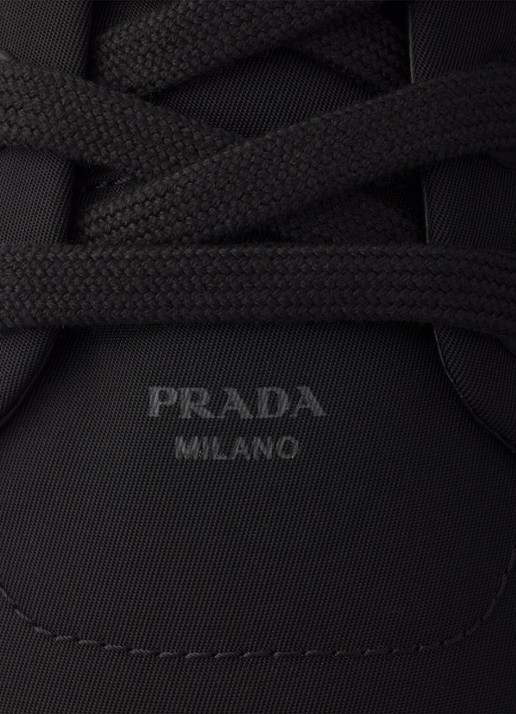 Prada Court Re-Nylon sneaker met logo - detail 5 zwart