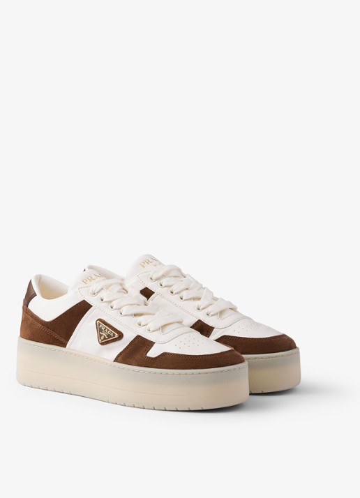 Prada Downtown Bold sneaker van lamsleer met sùede details - voorkant 2 bruin