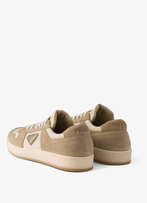Prada Downtown Re-Nylon sneaker met suède details - achterkant 6 beige
