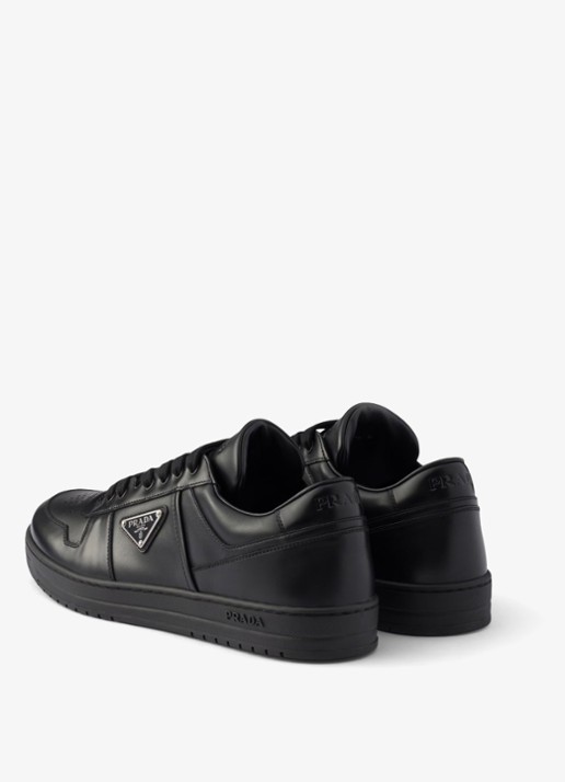 Prada Downtown sneaker van leer met logo - achterkant 6 zwart