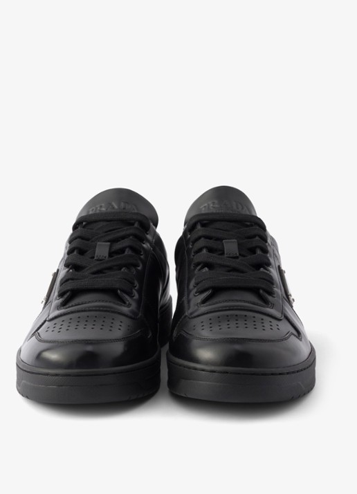 Prada Downtown sneaker van leer met logo - detail 4 zwart