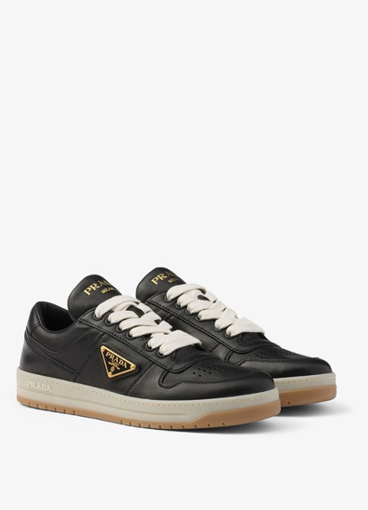 Prada Downtown sneaker van leer  - voorkant zwart