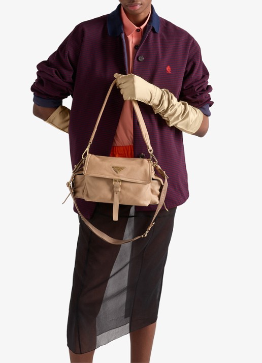 Prada Explore Medium schoudertas van lamsleer - detail 5 beige