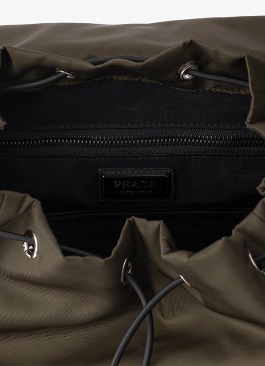 Prada Explore Re-Nylon rugzak met leren details - detail 4 legergroen