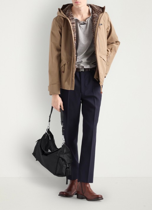 Prada Explore Re-Nylon schoudertas met leren details - detail 4 zwart