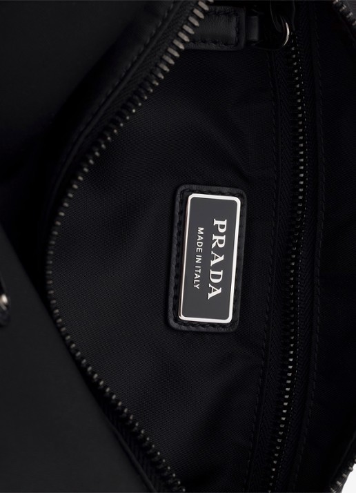 Prada Explore Re-Nylon schoudertas met leren details - detail 2 zwart