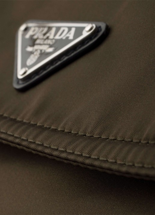 Prada Explore Re-Nylon schoudertas met leren details - detail 4 donkergroen