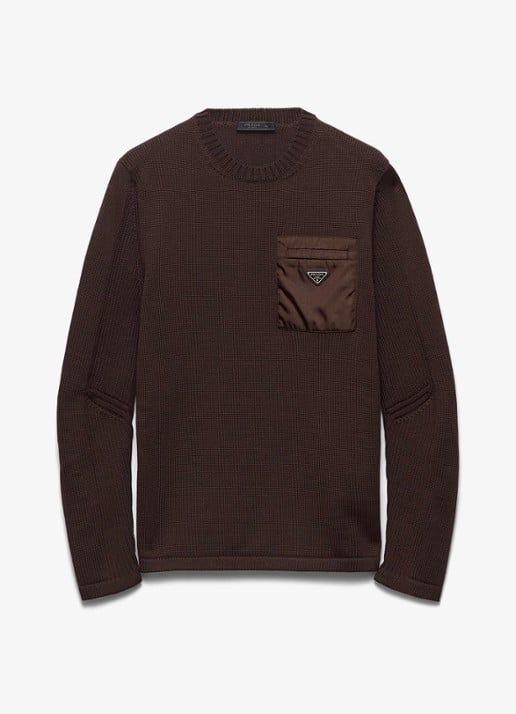 Prada Fijngebreide pullover van scheerwol met borstzak - voorkant 5 donkerbruin
