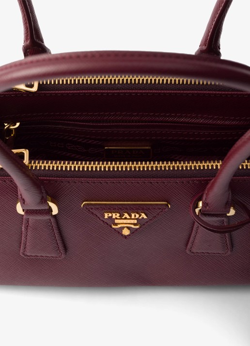 Prada Galleria Mini schoudertas van kalfsleer - detail bordeauxrood