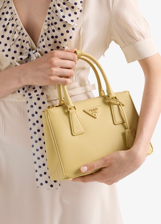 Prada Galleria Small handtas van kalfsleer - detail 4 geel