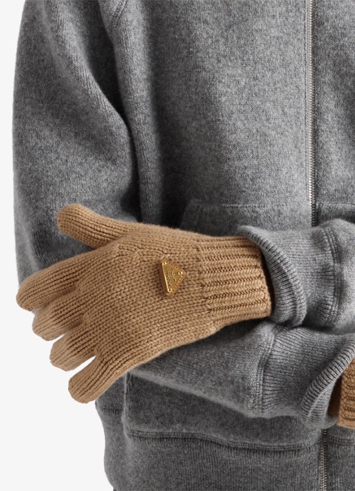 Prada Grofgebreide handschoenen in kasjmierblend met logo - voorkant 3 beige