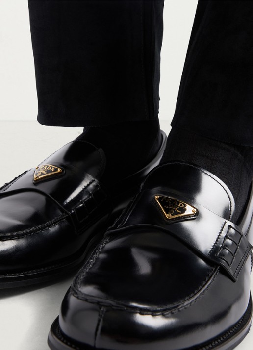 Prada Loafer van kalfsleer met logo - detail 4 zwart