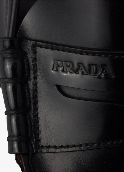 Prada Loafer van kalfsleer - detail 6 zwart