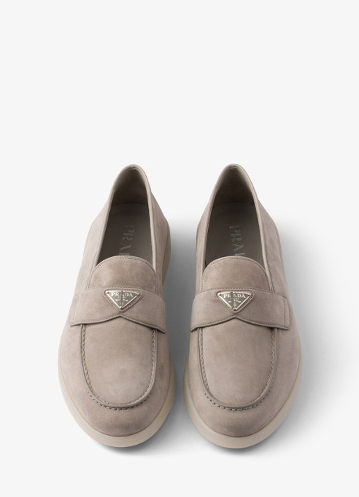 Prada Loafer van kalfssuède - detail 5 grijs