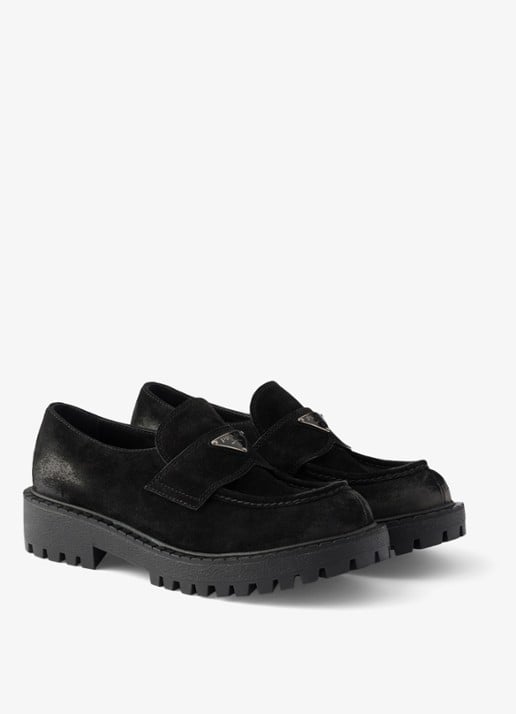 Prada Loafer van kalfssuède - detail zwart