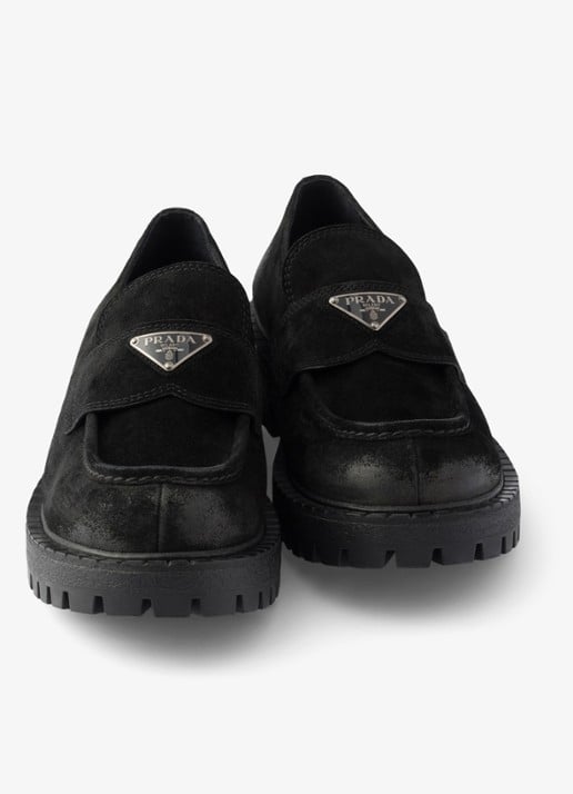 Prada Loafer van kalfssuède - detail 2 zwart