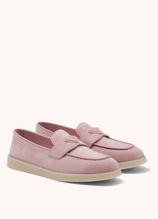 Prada Loafer van suède met logo - voorkant roze