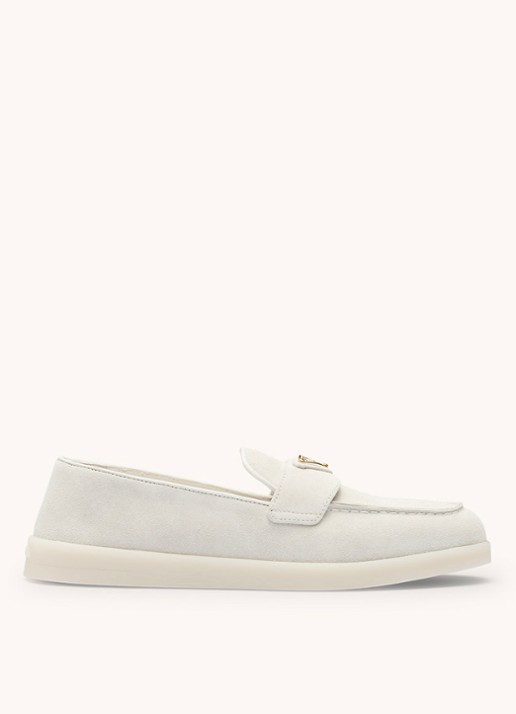 Prada Loafer van suède met logo - voorkant 2 lichtgrijs