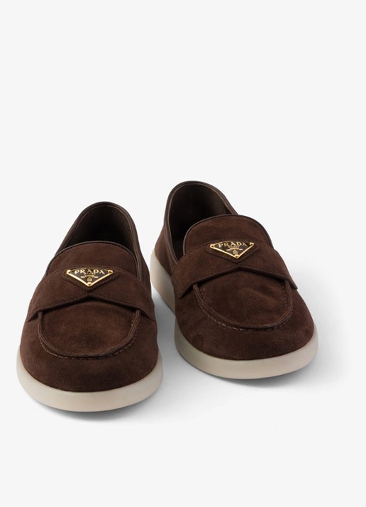 Prada Loafer van suède met logo - detail 6 donkerbruin