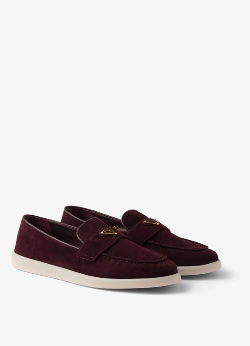 Prada Loafer van suède met logo - voorkant 4 bordeauxrood