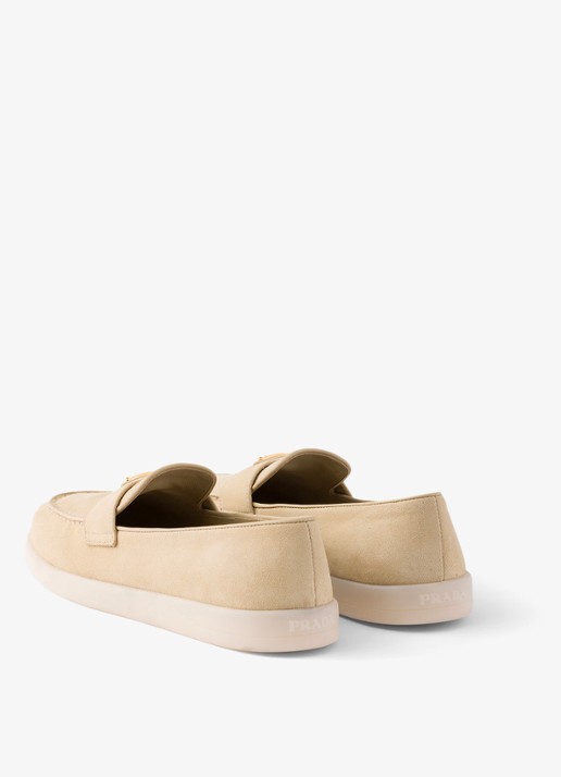 Prada Loafer van suède met logo - achterkant 6 beige