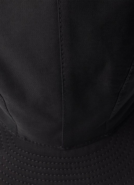 Prada Pet met logoborduring - detail 3 zwart