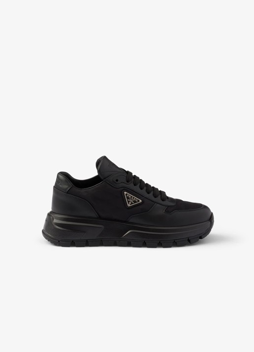 Prada Prax 01 Re-Nylon sneaker met leren details - voorkant 6 zwart